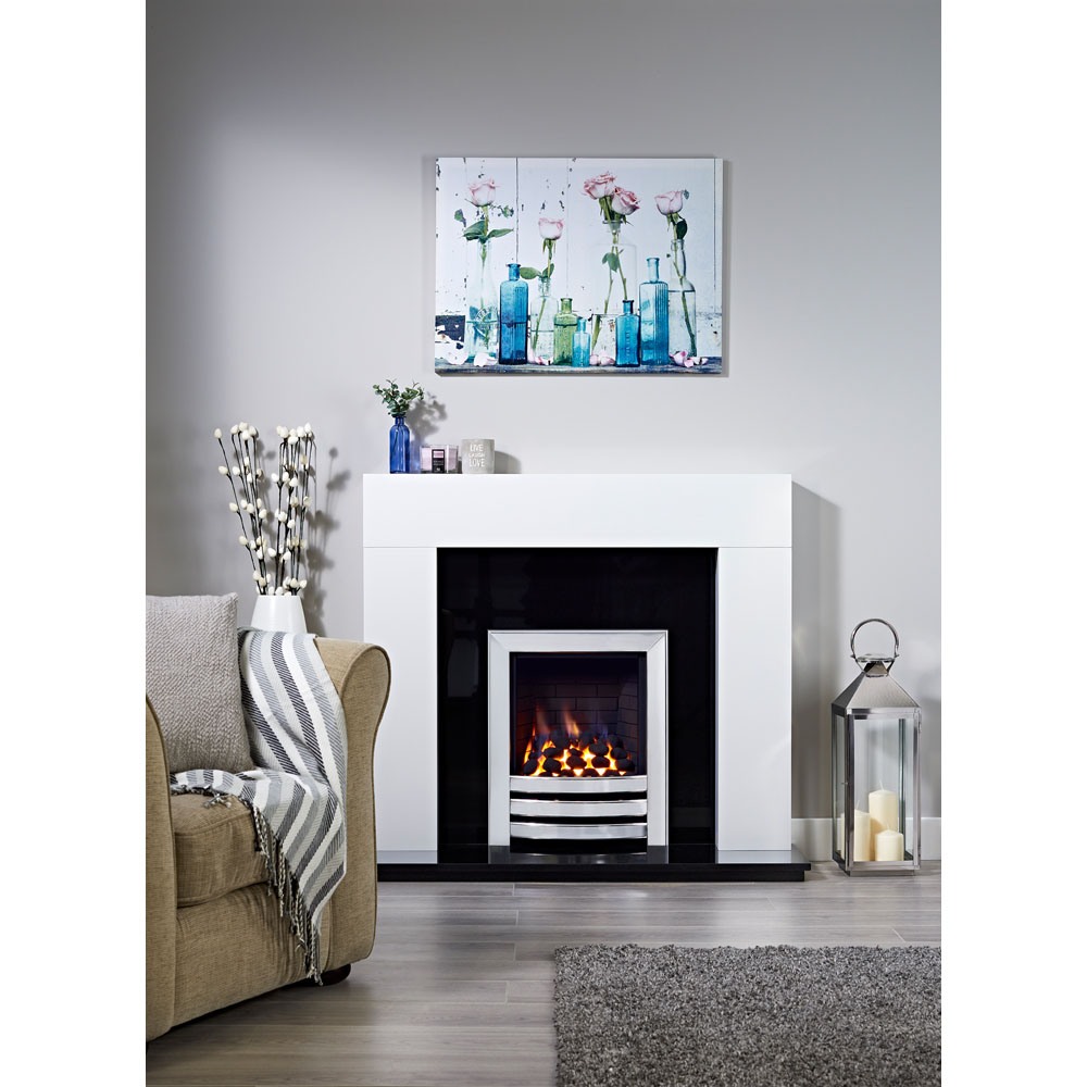Focal Point Wichita White Surround Suite Image 2