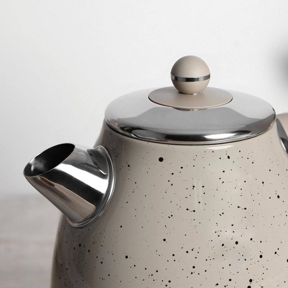 Kiso Jug Kettle - Cream Image 5