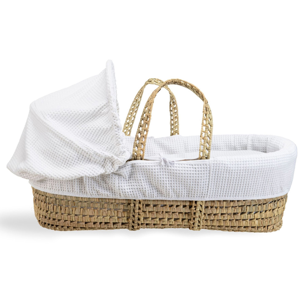 Clair De Lune White Waffle Palm Moses Basket with Folding Stand Image 3