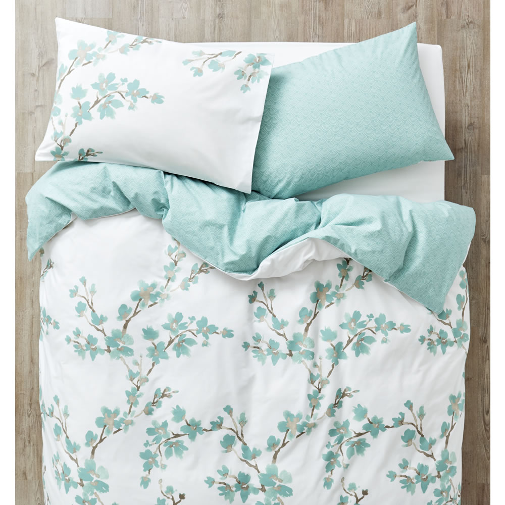 Wilko Symmetry Blossom Duck Egg Easy Care King Size Duvet Set Wilko