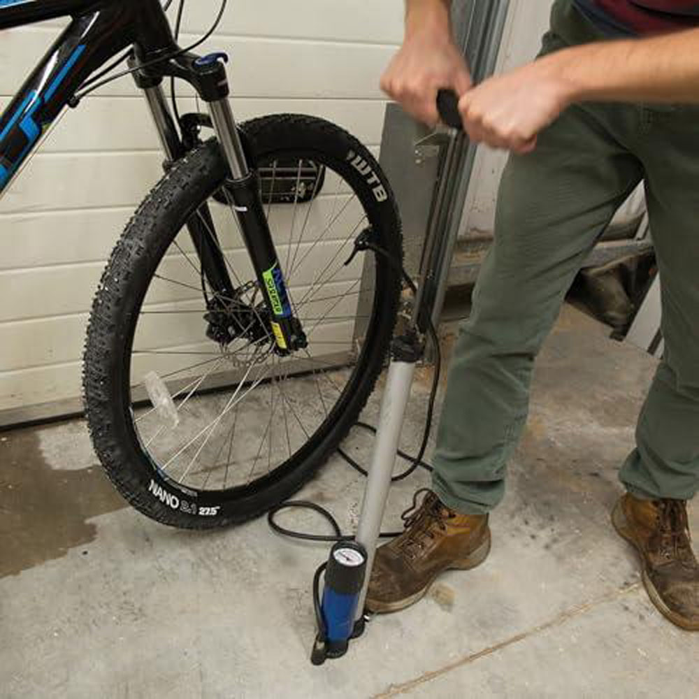 Silverline Track Pump 0-7bar Image 3
