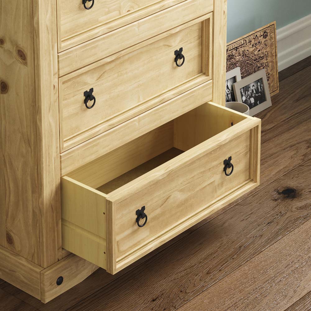 Vida Designs Corona 4 Drawer Pine Chest of Drawers Image 5
