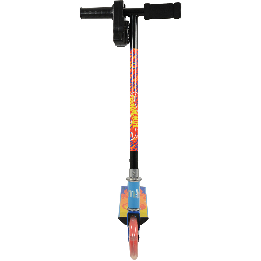 Hot Wheels Kids Inline Scooter with Revver and Light Up Wheels Image 2