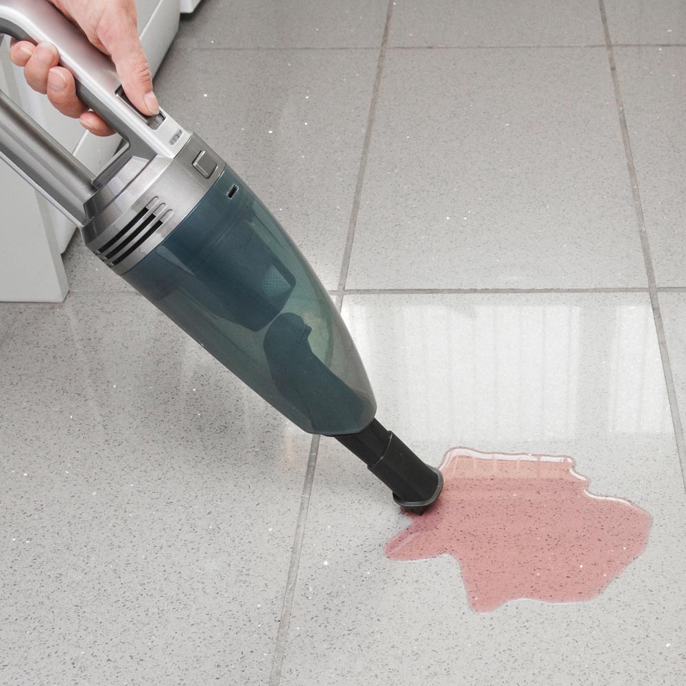 Quest Wet and Dry Cordless Handheld Vacuum Wilko