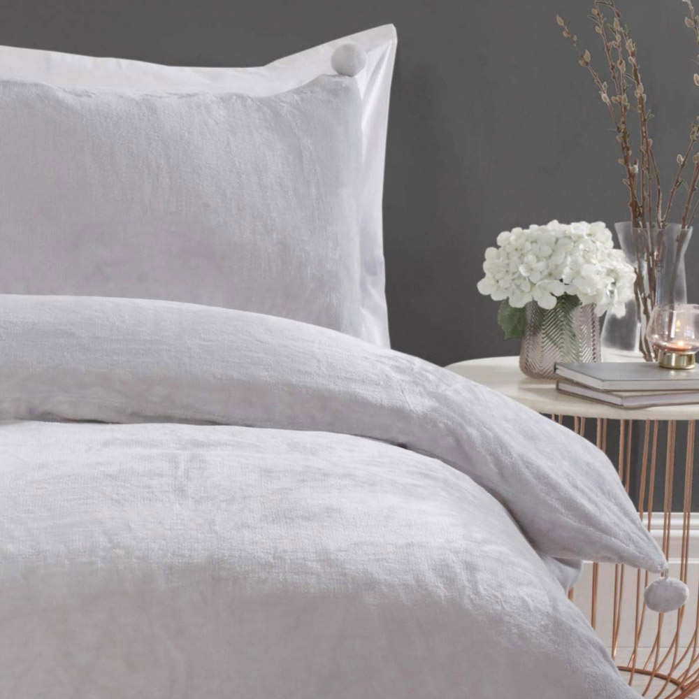 Smart Living Double Silver Pom Pom Fleece Duvet Cover Set Image 4