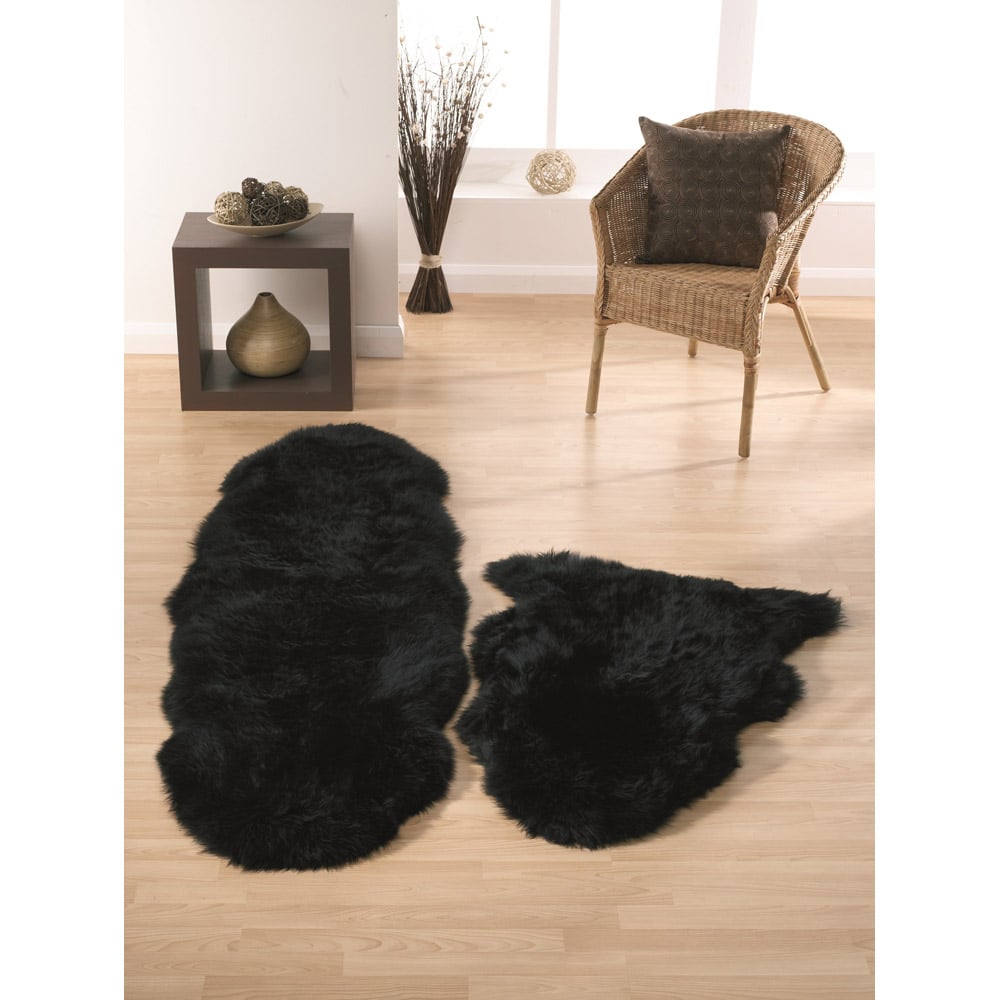 Origins Genuine Black Sheepskin Rug Image 2