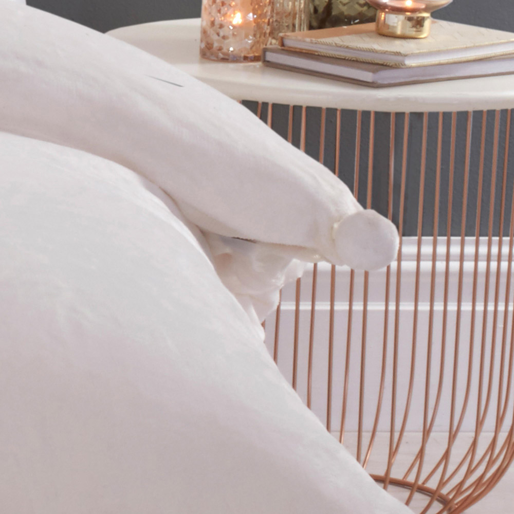 Smart Living Super King Size Cream Pom Pom Fleece Duvet Cover Set Image 6