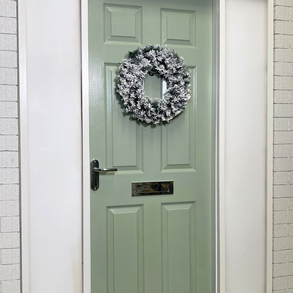 Premier Snow Flocked Woodcote Pine Christmas Wreath 50cm Image 7