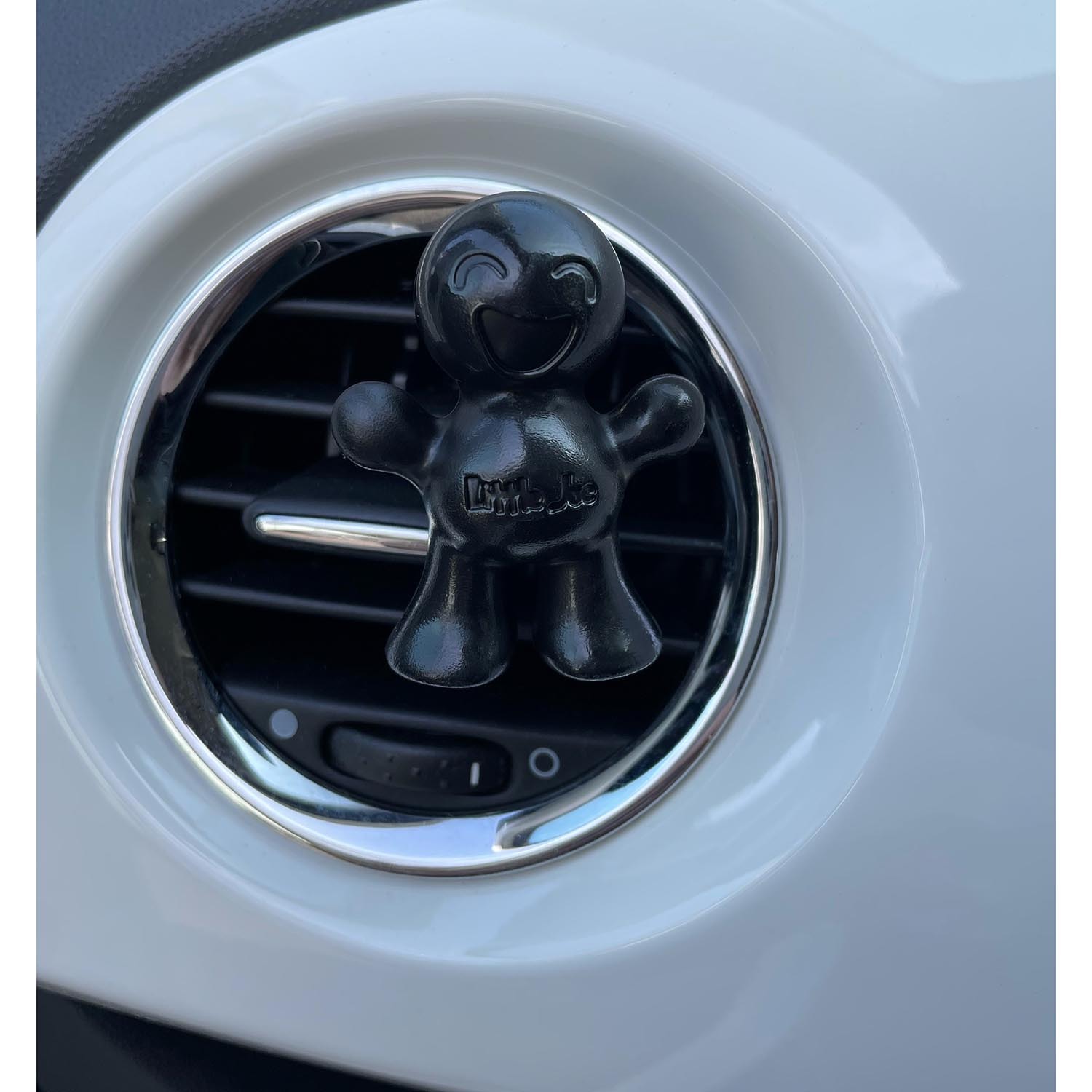 Little Joe Black Velvet Clip Car Air Freshener Image 3
