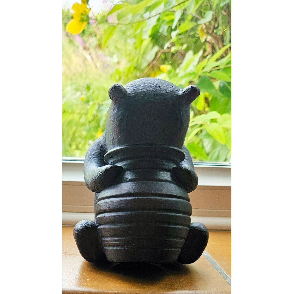 Inspirational Gifting Winnie The Pooh Polystone Resin Garden Ornament Image 4