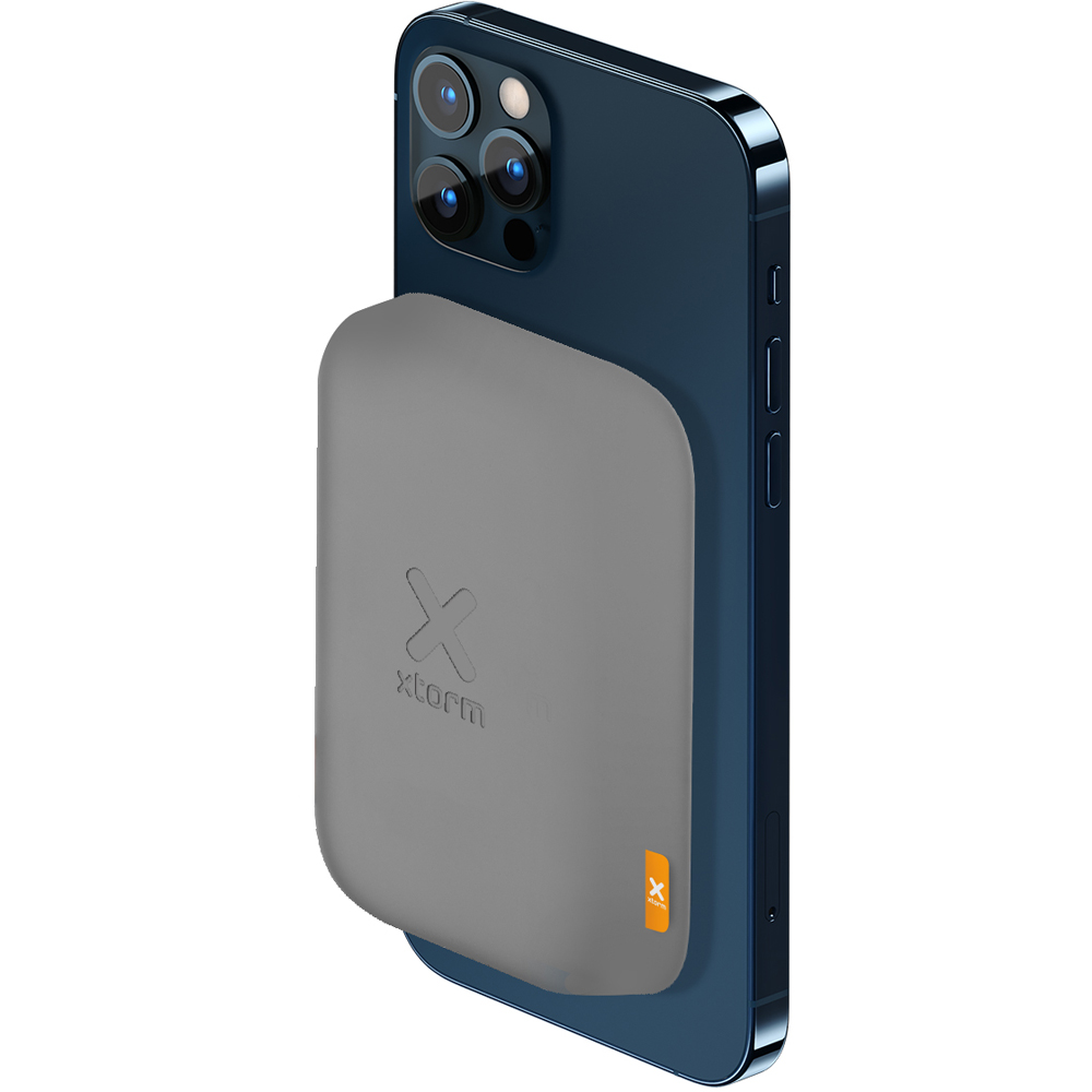 Xtorm Fuel Series4 Magnetic Wireless Power Bank Grey 10000mAh Image 2