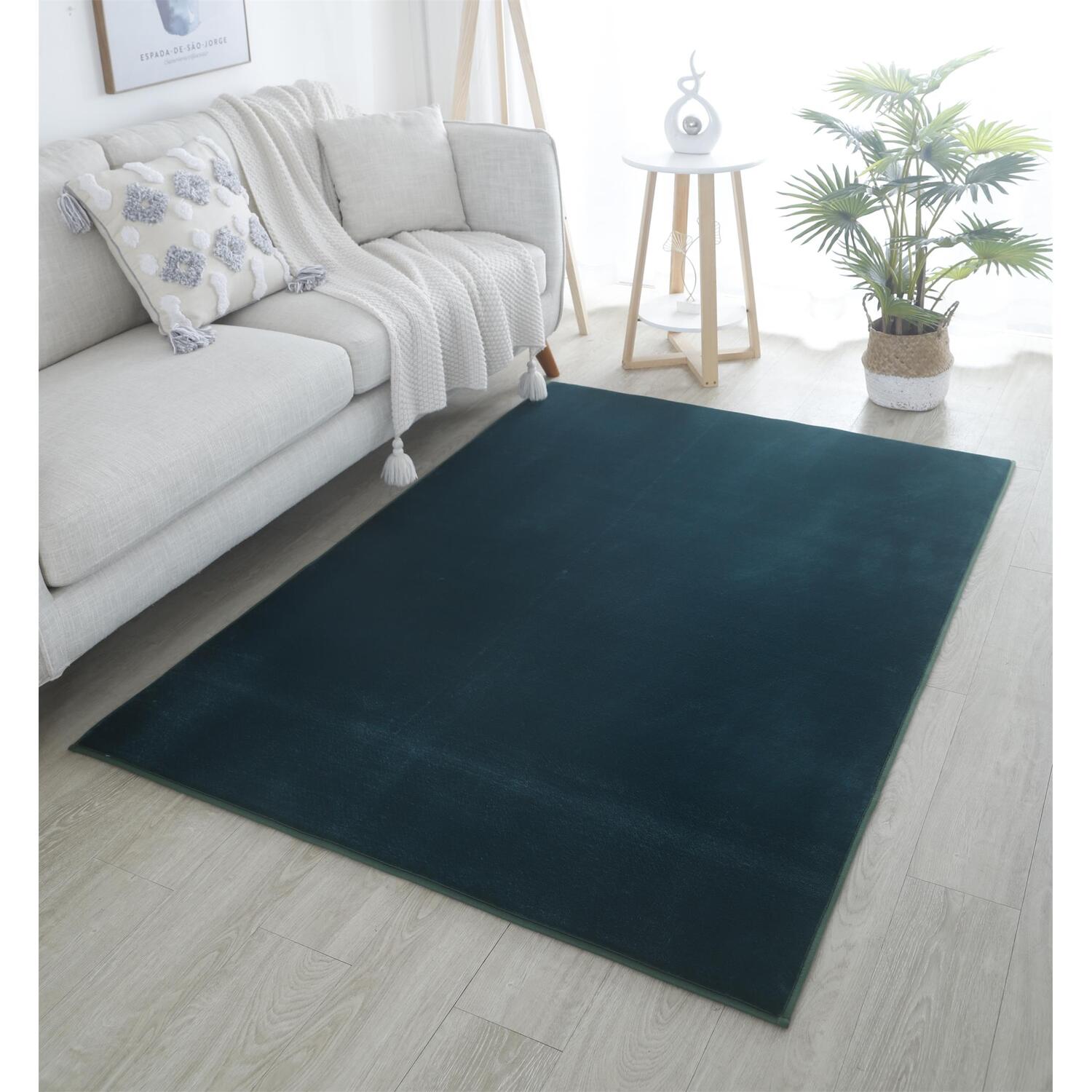 Cosy Emerald Flannel Polyester Rug Image 2