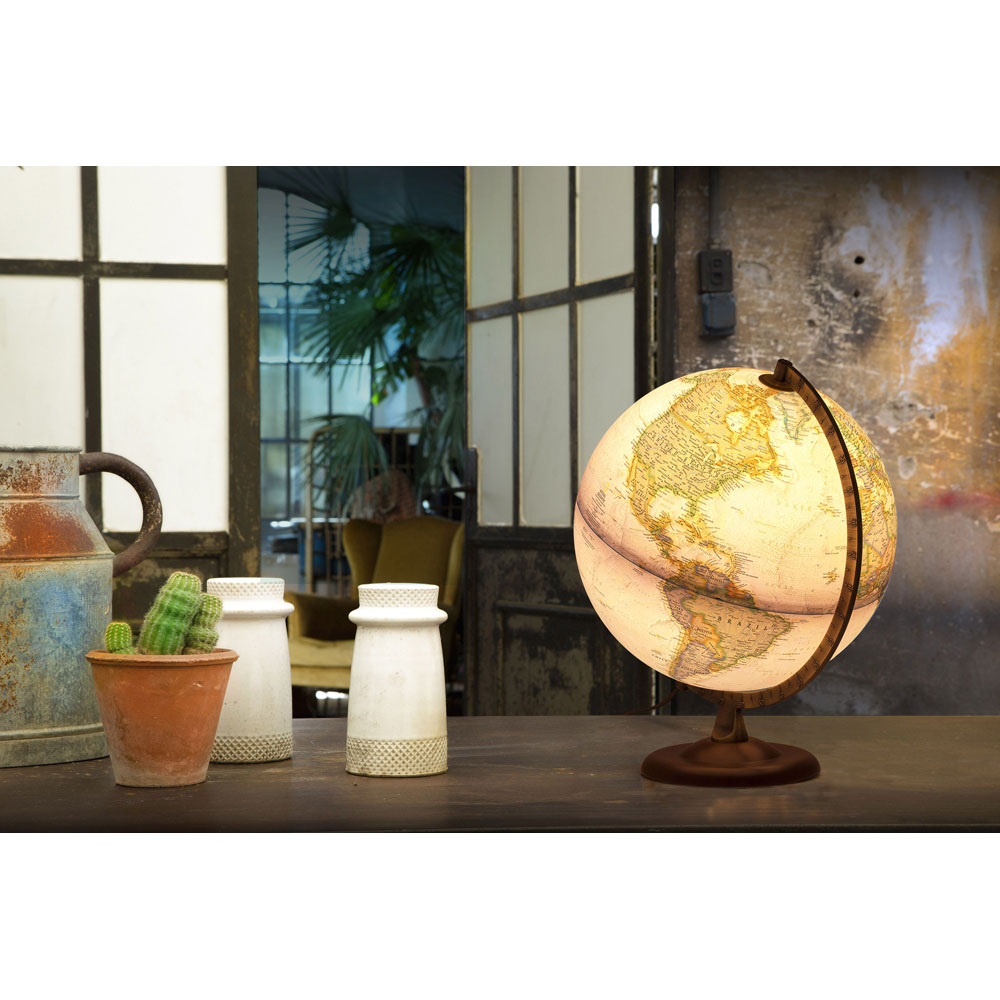 National Geographic Executive Gold Illuminated Globe 30cm Image 5