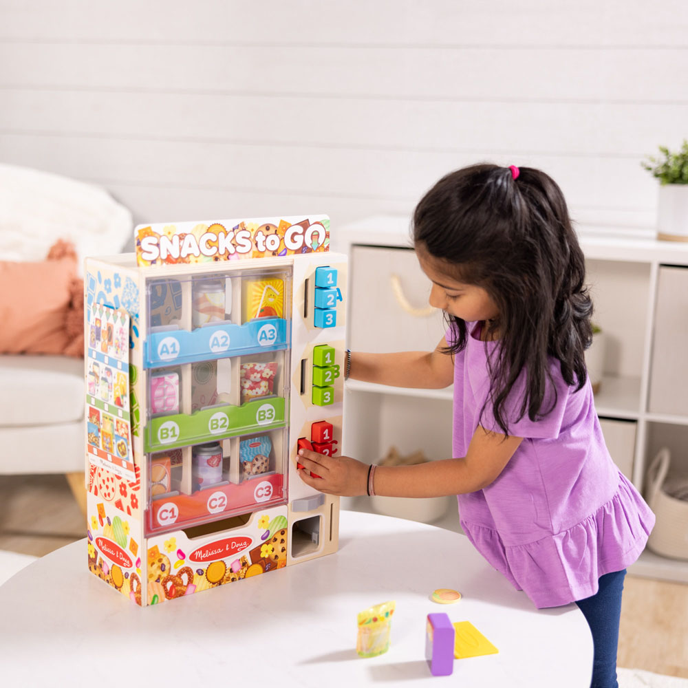 Melissa & Doug - Vending Machine Image 2