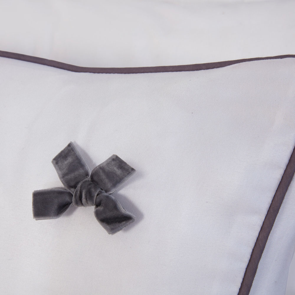 Belle Bow BeddingWhiteSingle Image 2