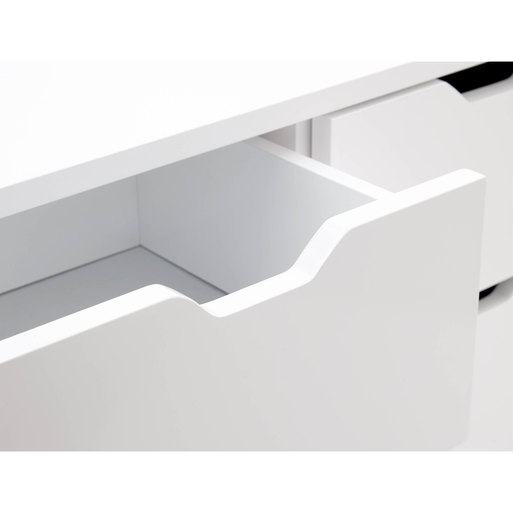 GFW Nyborg 4 Drawer White Chest of Drawers Image 7