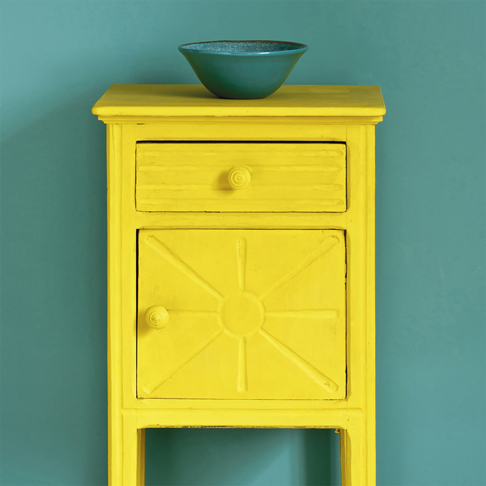 Annie Sloan English Yellow Matt Chalk Paint 1L Image 4