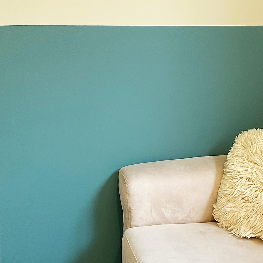 Thorndown Walls and Ceilings Slade Green Matt Paint 2.5L Image 4