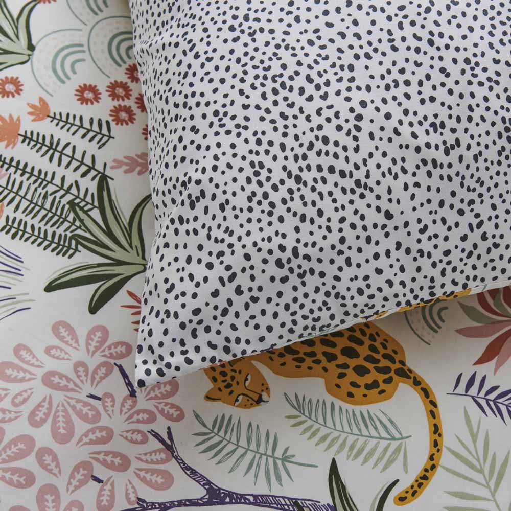 Wilko King Leopard Print Reversible Duvet Set Image 3
