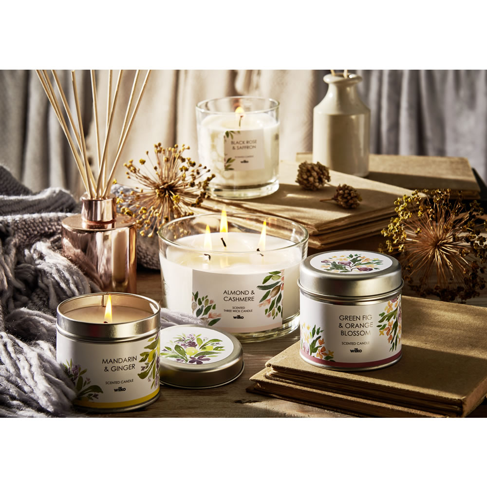 Wilko Almond and Cashmere 3 Wick Glass Candle Wilko