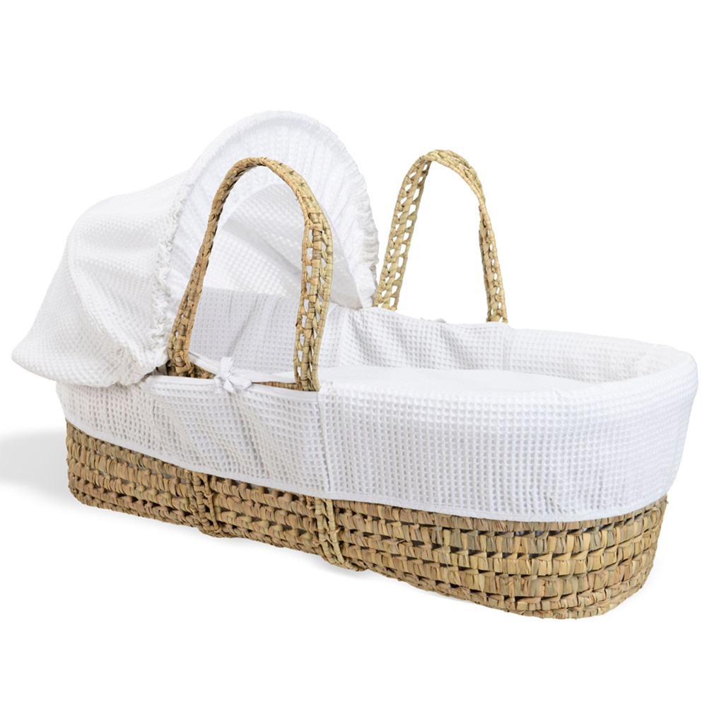 Clair De Lune White Waffle Palm Moses Basket with Folding Stand Image 5