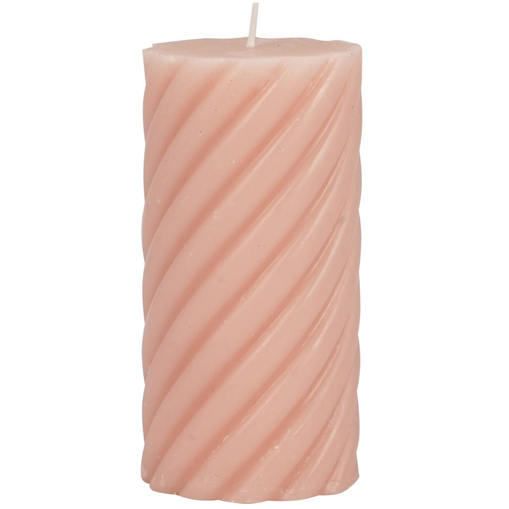Nordic Twist Candle Image 1