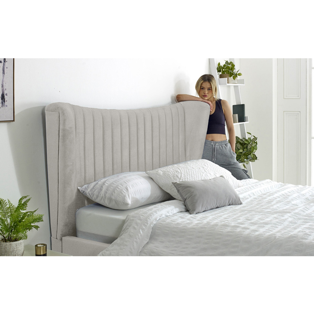 Eleganza Tatum Single Silver Plush Velvet Bed Frame with Headboard Image 4