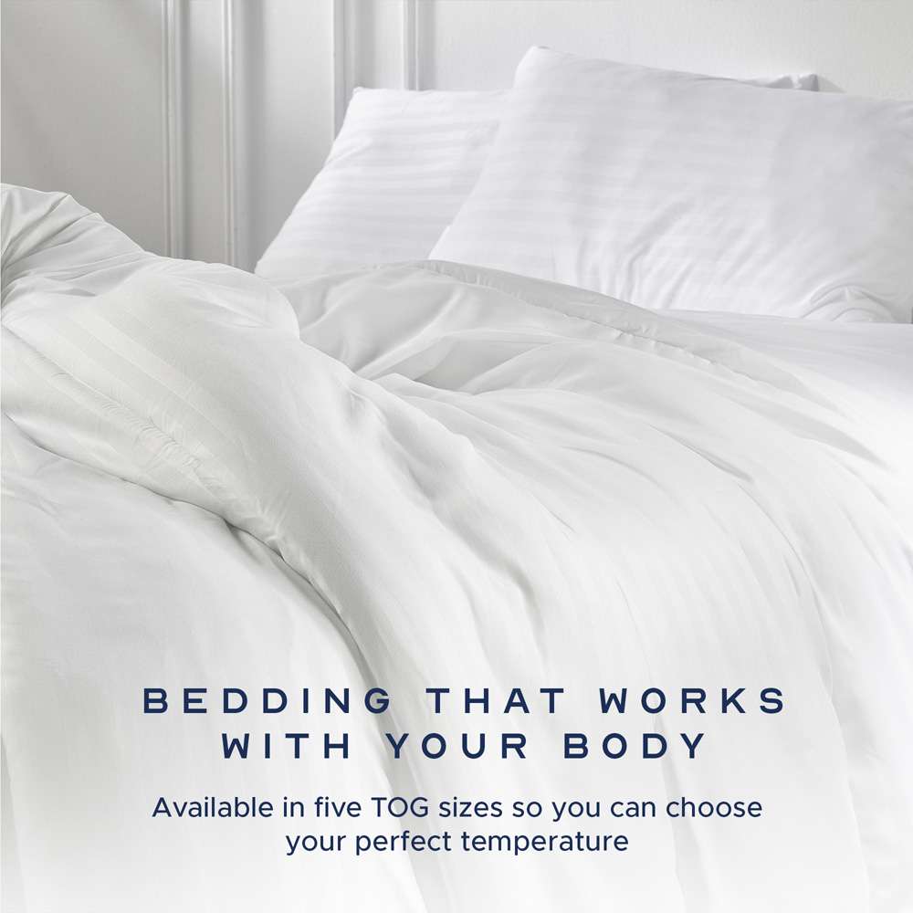 Snuggledown Super King White Luxurious Hotel Duvet 4.5 Tog Image 3