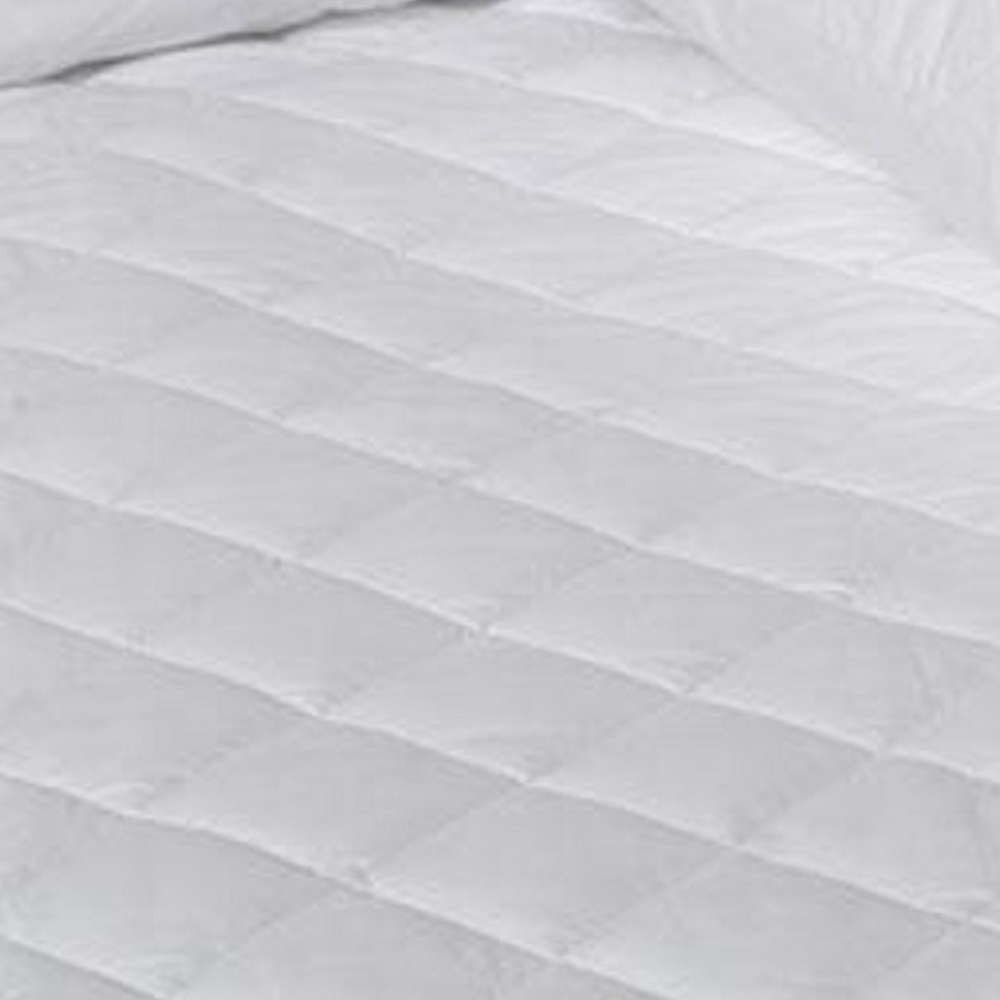 DreamEasy King Size Quilted Mattress Protector Image 2