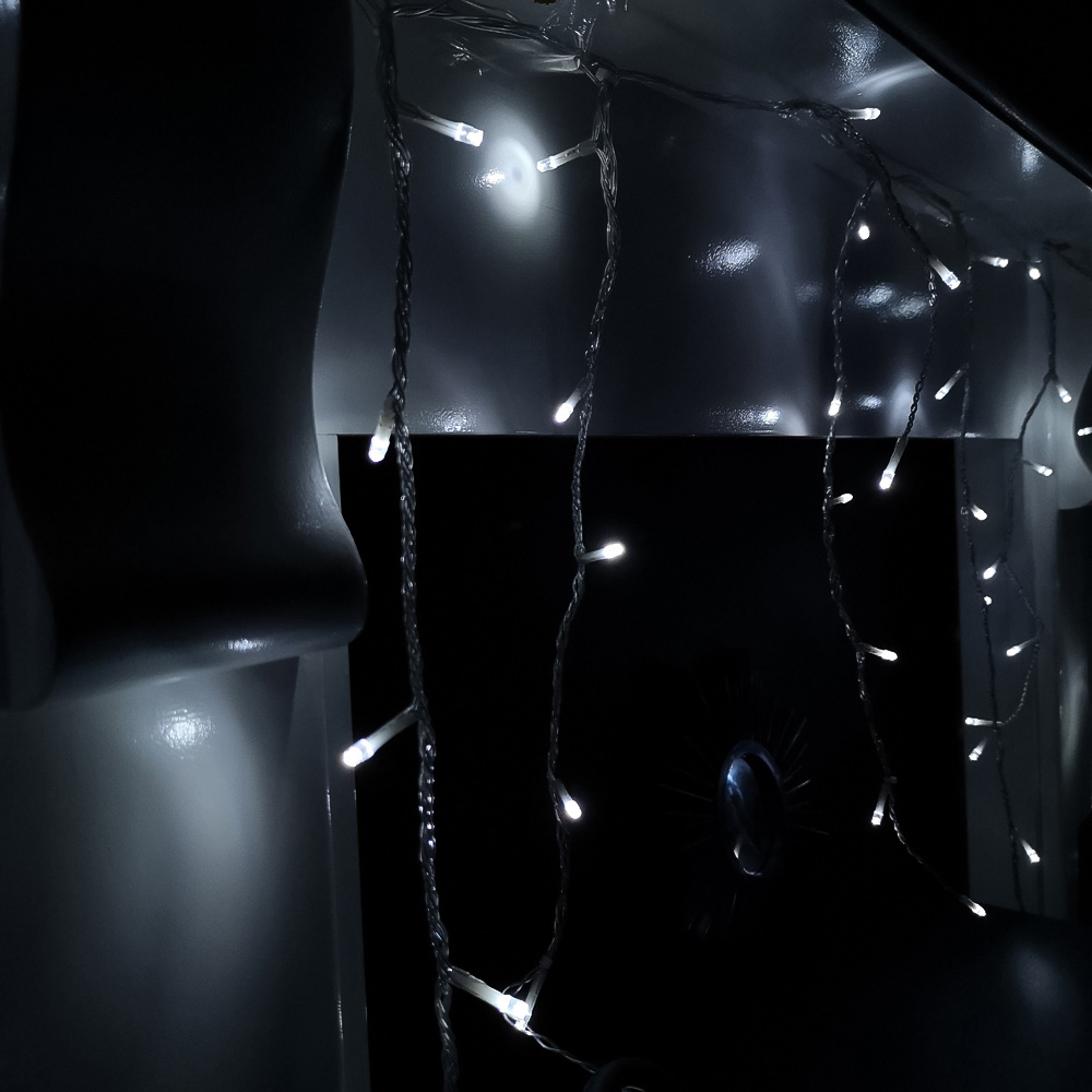 Premier 960 Cool White LED Clear Cable Snowing Icicle Light 23.8m Image 1