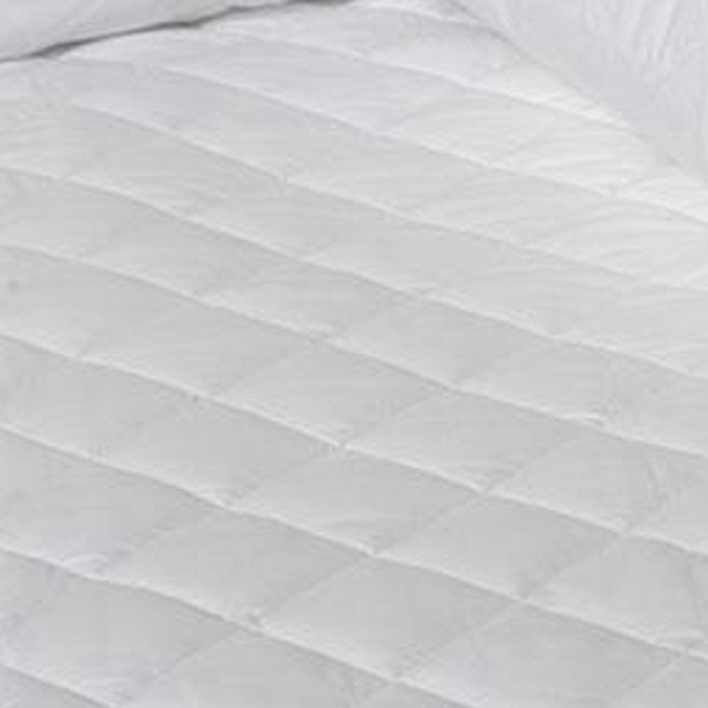 DreamEasy Super King Quilted Mattress Protector Image 2