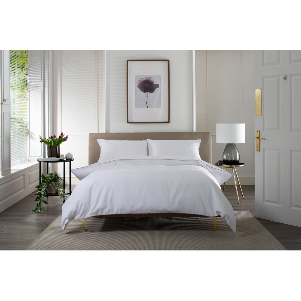 The Lyndon Company Durrants Lane Super King Size White Duvet Set Image 3