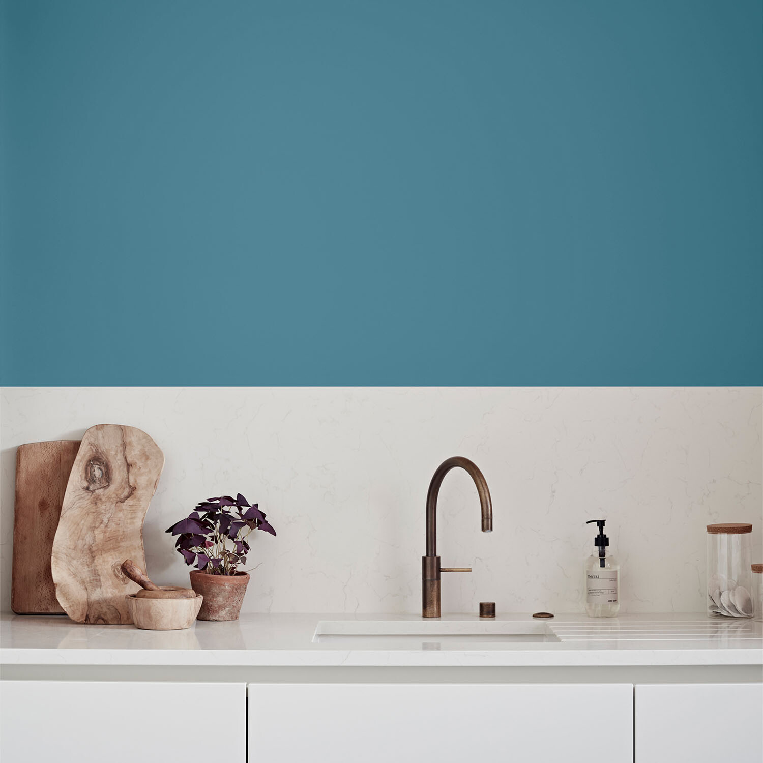 Crown Easyclean Kitchen Paint 2.5L - Teal Image 3