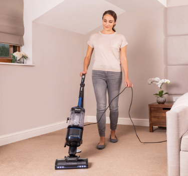 Shark NV602UK Black Lift Away Upright Vacuum Cleaner
