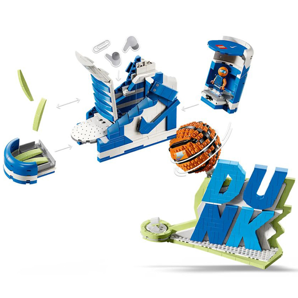 LEGO Nike 43008 Dunk X 1180 Pieces Image 4