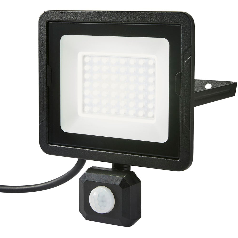 Wilko Slimline 30 Watt LED Security Flood Light with PIR Image 1