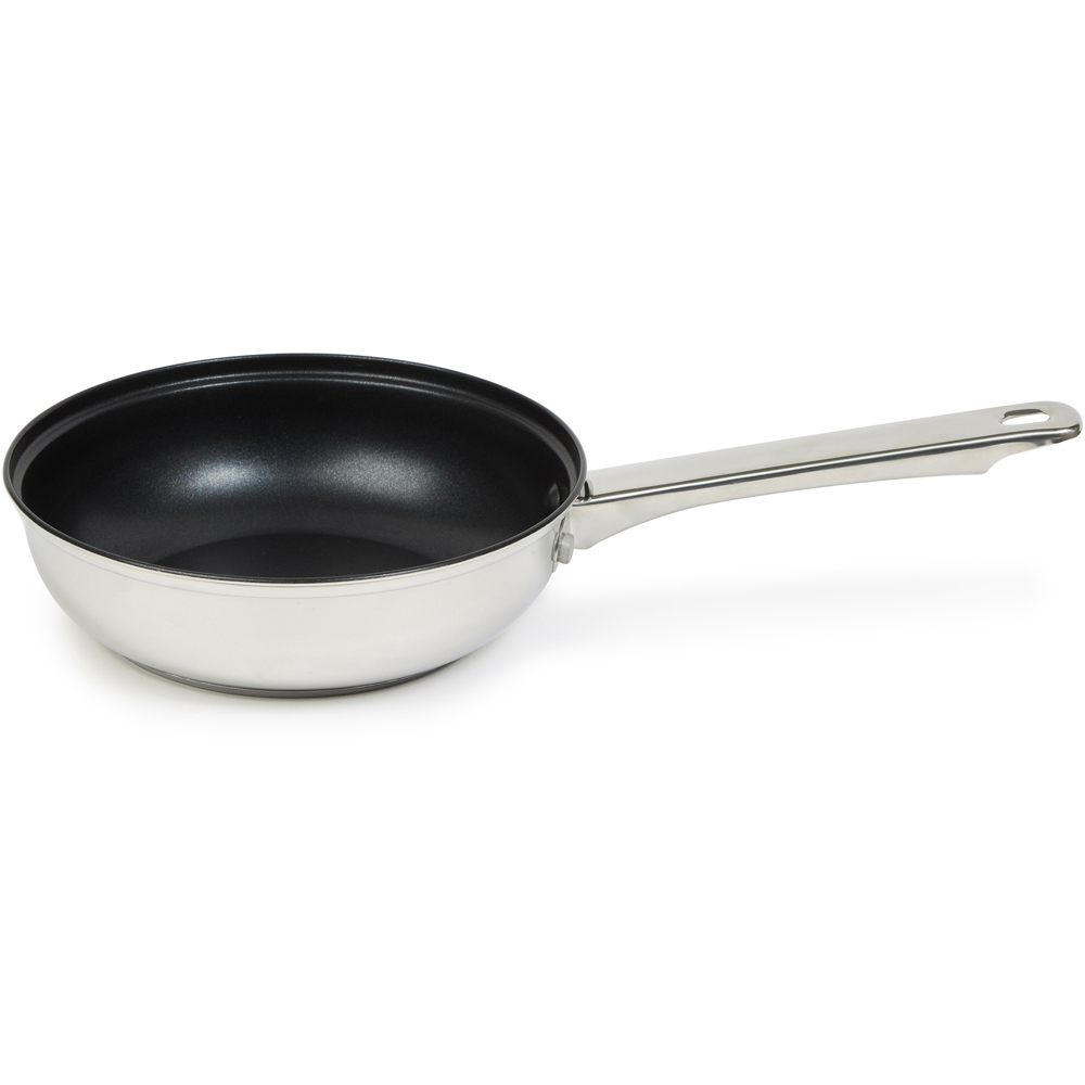 Sabichi Essential Stainless Steel Non-Stick Egg Poacher Image 4