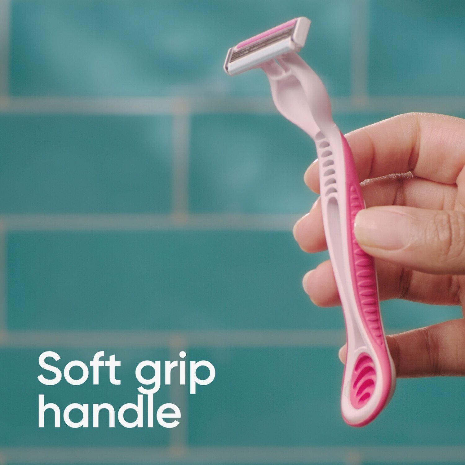 Pack of 4 Venus Simply 3 Dragonfruit Disposable Razors Image 7