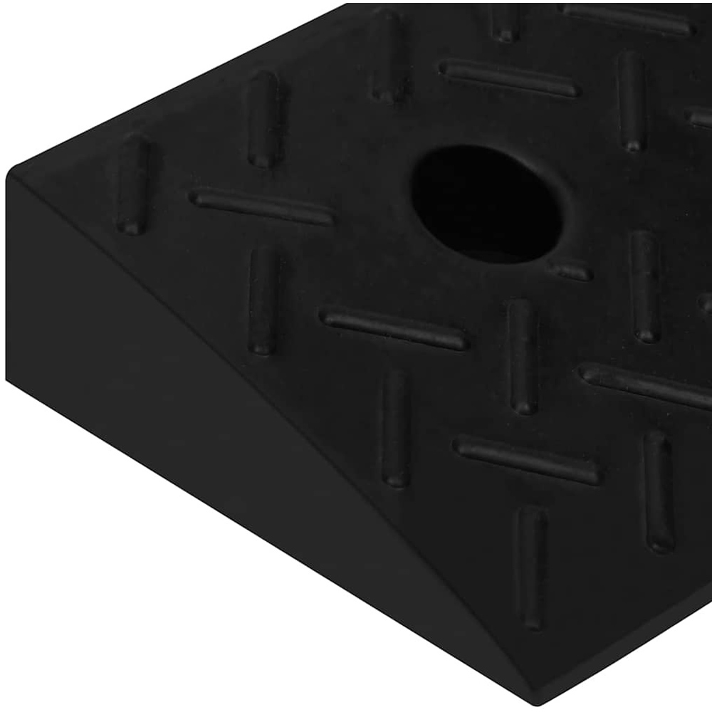 Wallplus Black Rubber Kerb Ramp 2 Pack 17.5 x 50 x 5cm Image 8