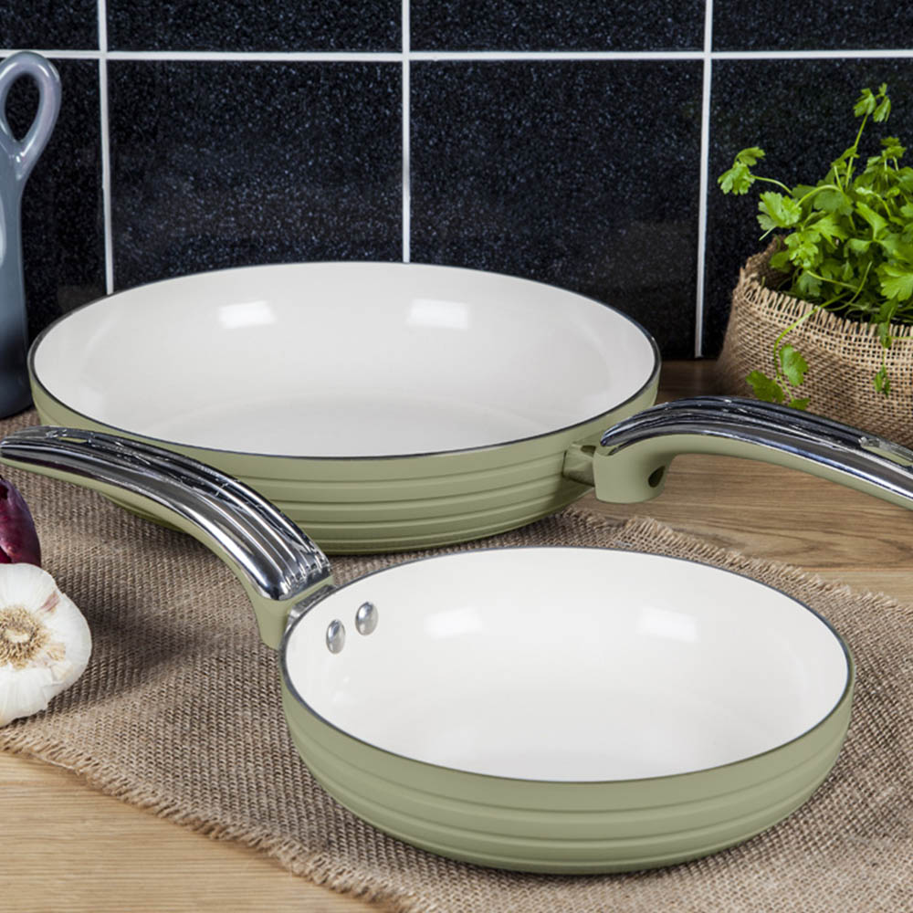 Swan Retro Green Frying Pan Set 2 Piece Wilko