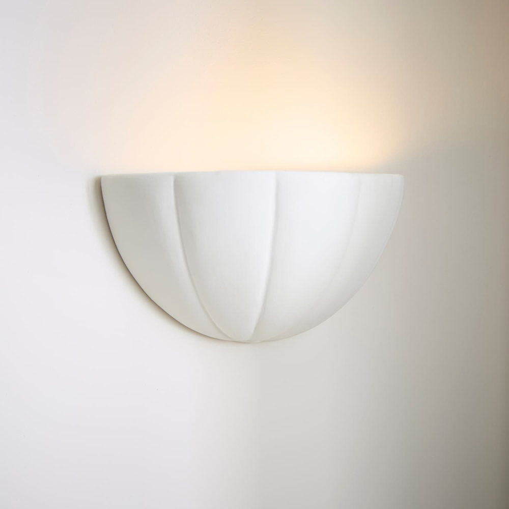 ValueLights Leonardo Paint Me Plain Ceramic Scallop LED Flush Wall Light with Bulb Image 2