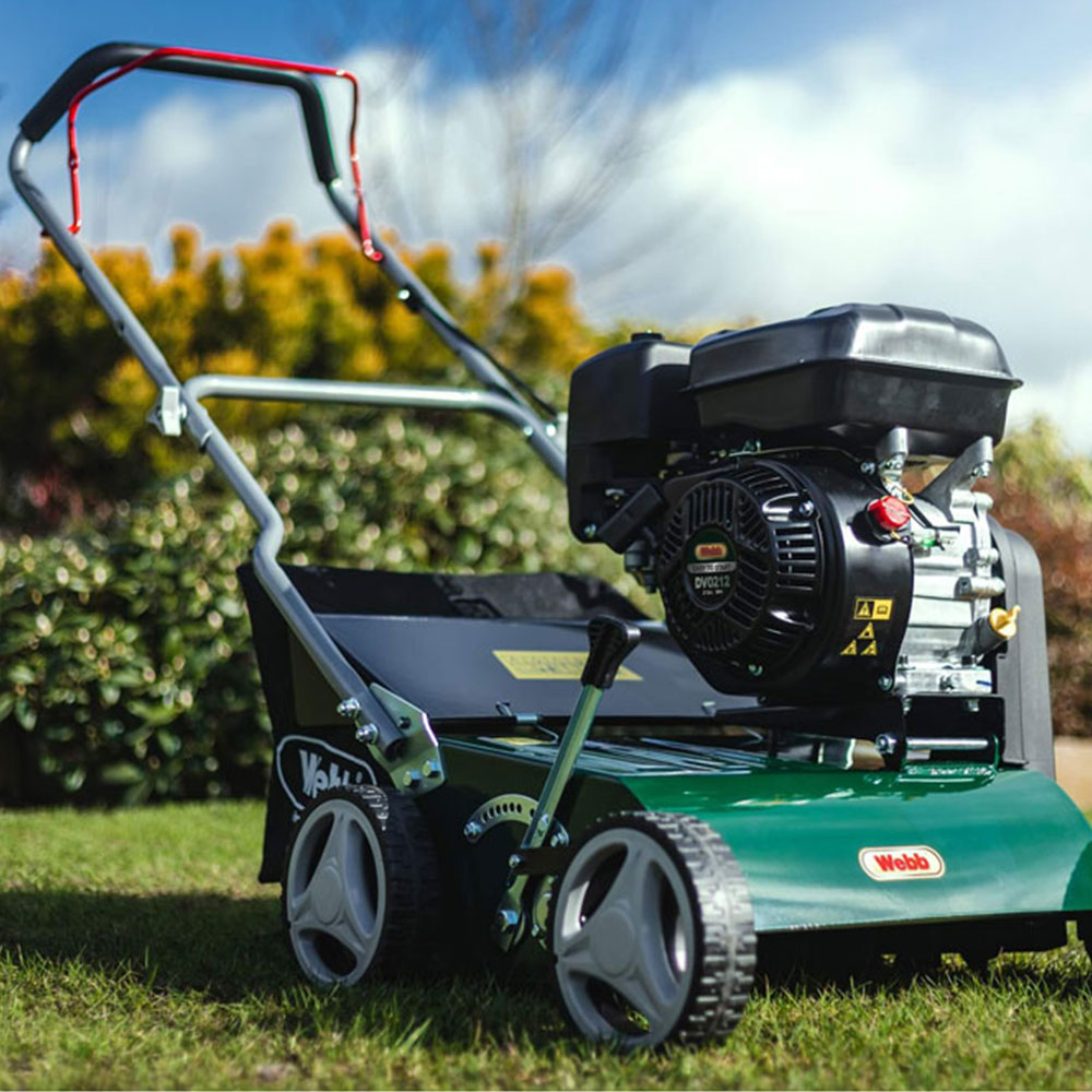 Webb 212cc 40cm Petrol Lawn Scarifier and Raker Image 9