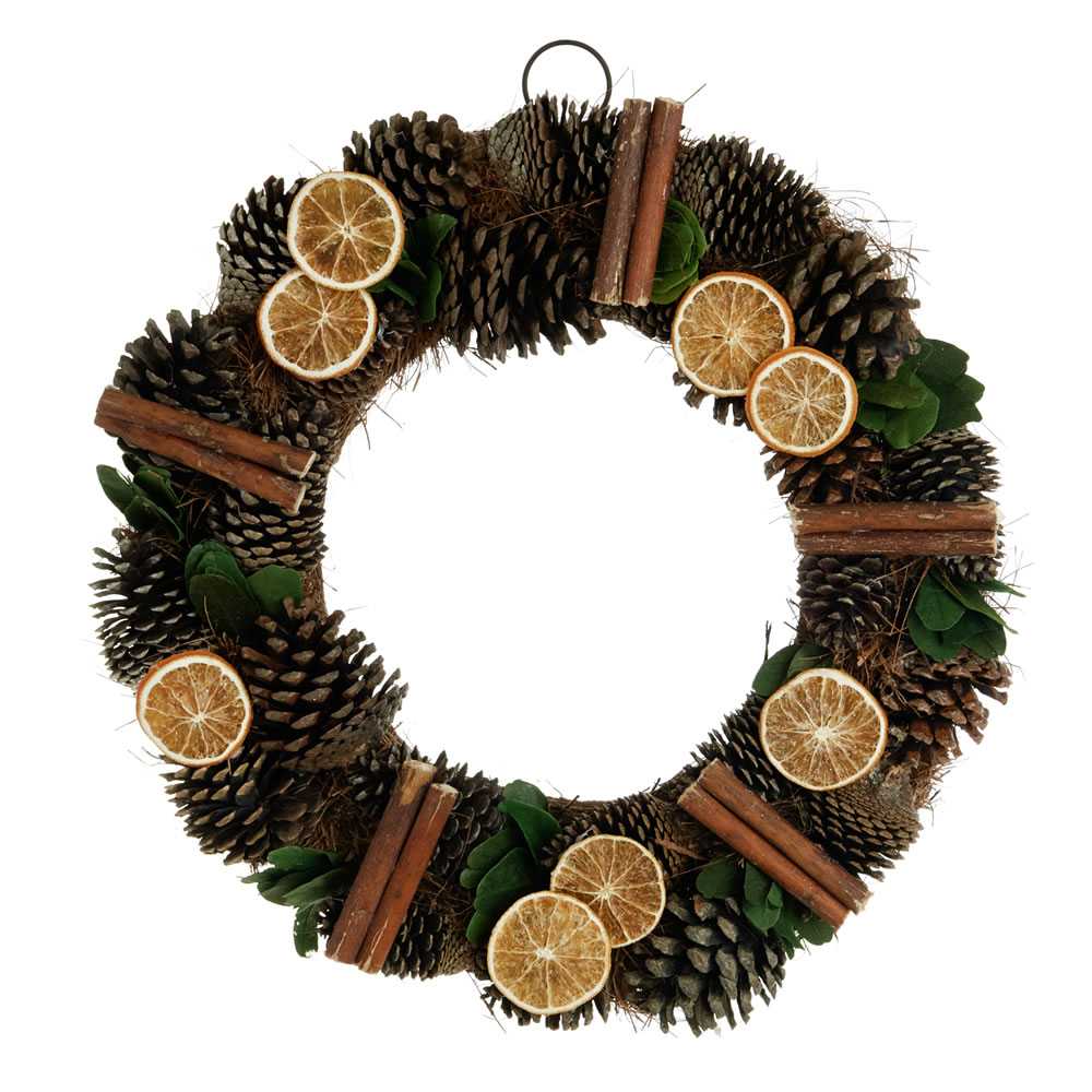 Wilko 45cm Country Christmas Wreath with Pine Cones, Oranges and Cinnamon Image 1