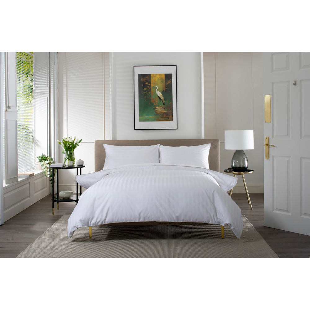 The Lyndon Company Loxley Double White Duvet Set Image 3