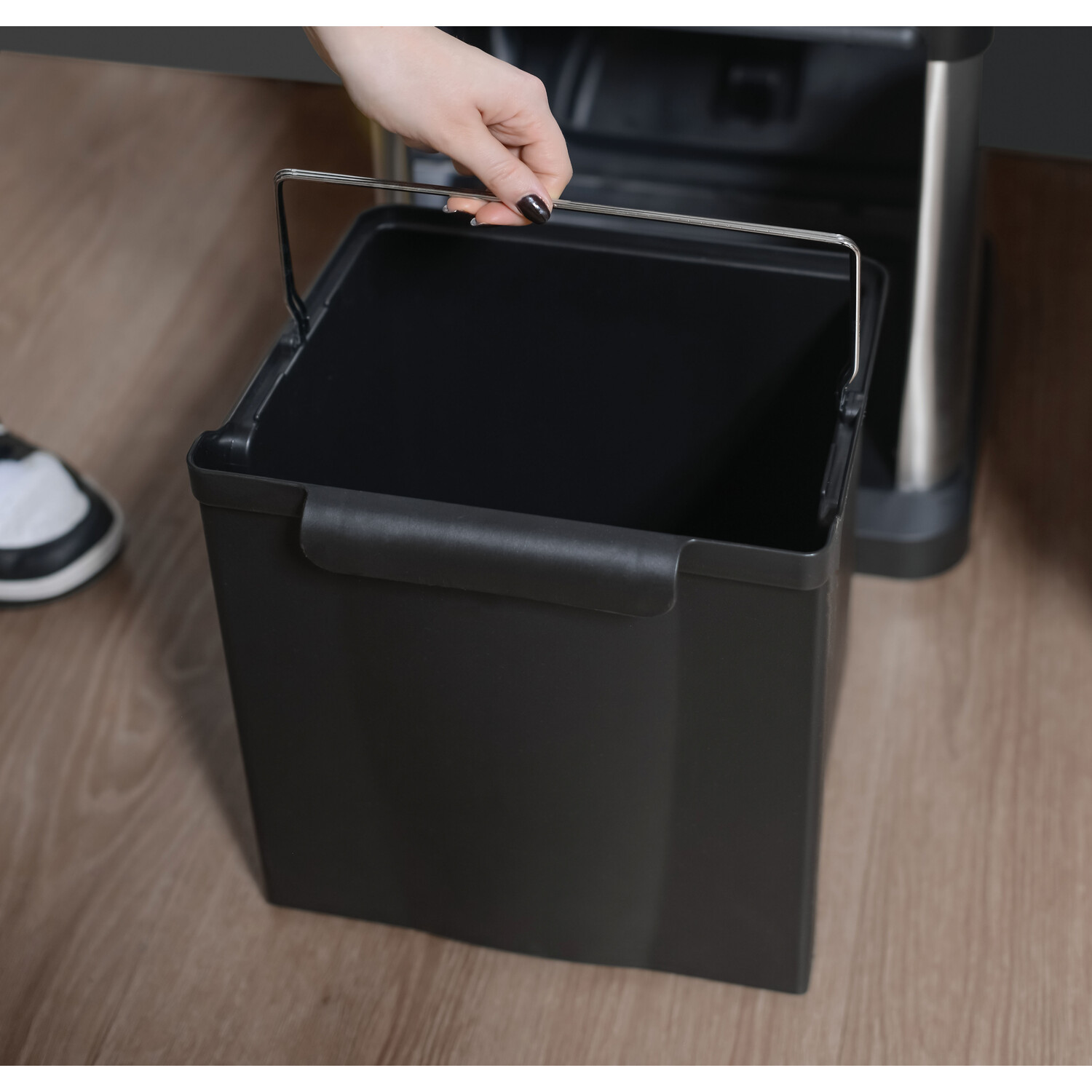 Double Tier Push Top Recycle Bin 34L Image 3
