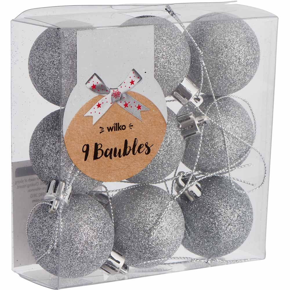 Wilko Glitters Silver Christmas Baubless 9 Pack Image 3