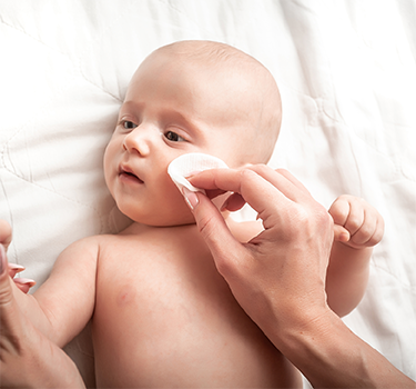 cotton wool, pads and buds