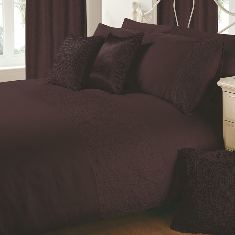 Intimates Alexis Single Chocolate Quilted Floral and Paisley Duvet Cover Set Image 2