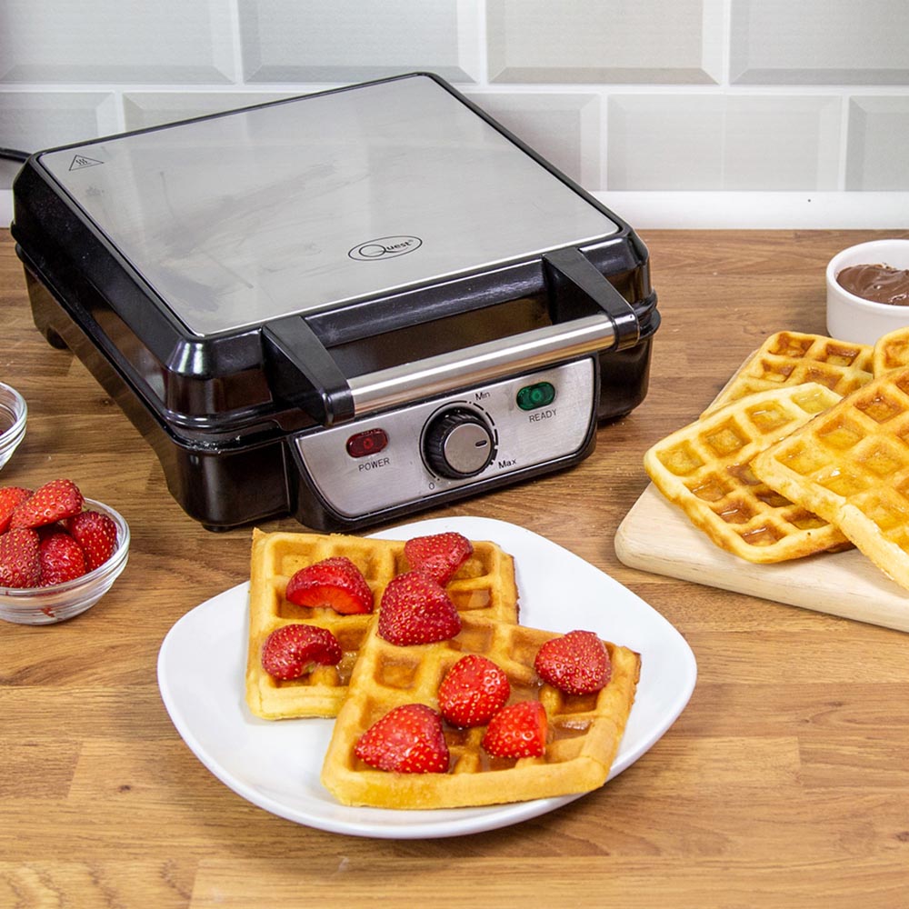 Quest Black and Silver 2 Slice Waffle Maker 1000W Image 2