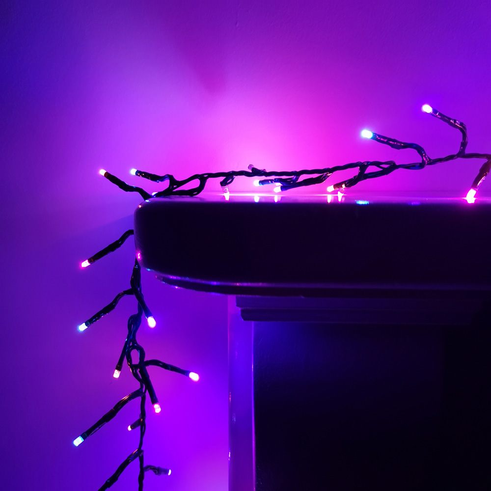Premier ClusterBrights 2000 Rainbow LED Green Cable Cluster Light 25m Image 3